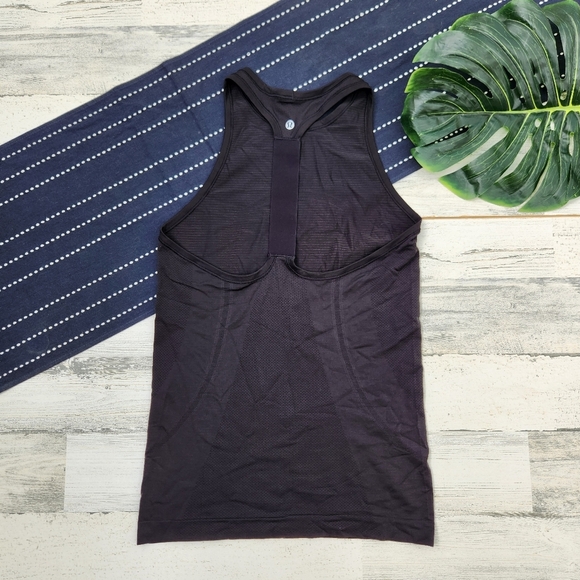 Lululemon Swiftly Tech T-Back Tank Top Black Size 6 - Picture 3 of 4